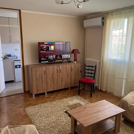 Comfort & Style Panoramic Urban Retreat * Belgrado