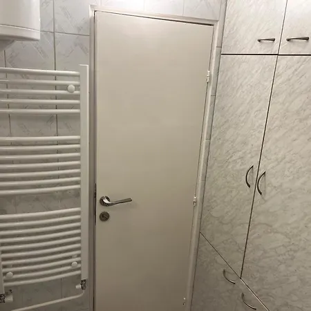 Comfort & Style Panoramic Urban Retreat Belgrado