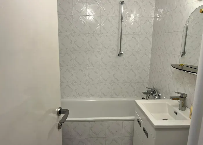 Comfort & Style Panoramic Urban Retreat Appartement Belgrade